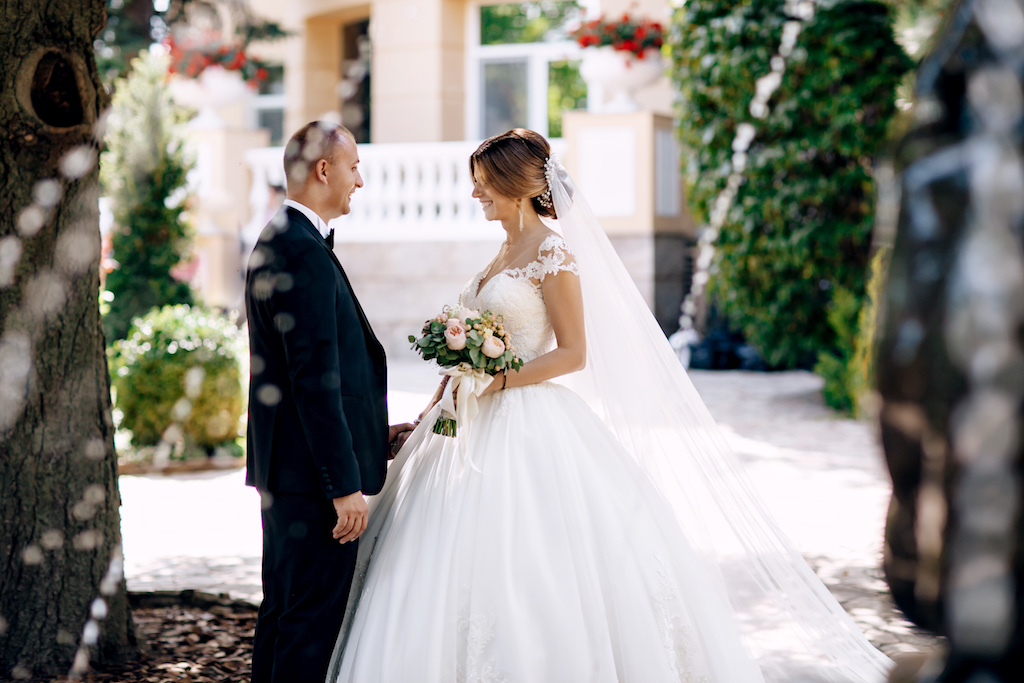 Как организовать красивую первую встречу жениха и невесты в Одессе 
